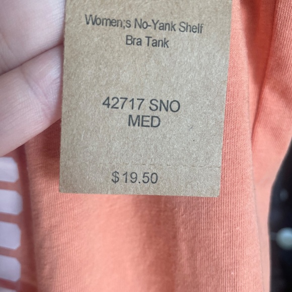 Duluth trading tank with shelf bra - Picture 4 of 4